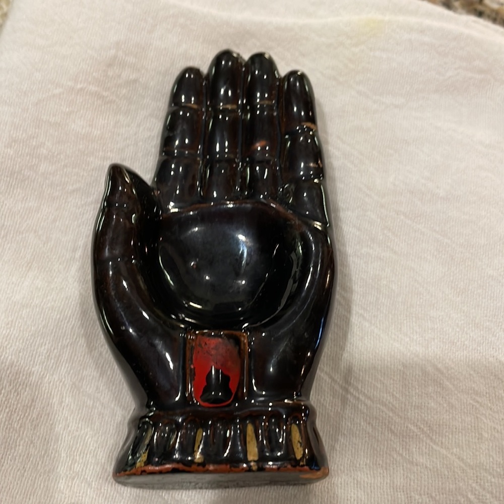 Black hand ashtray - Picture 4 of 4
